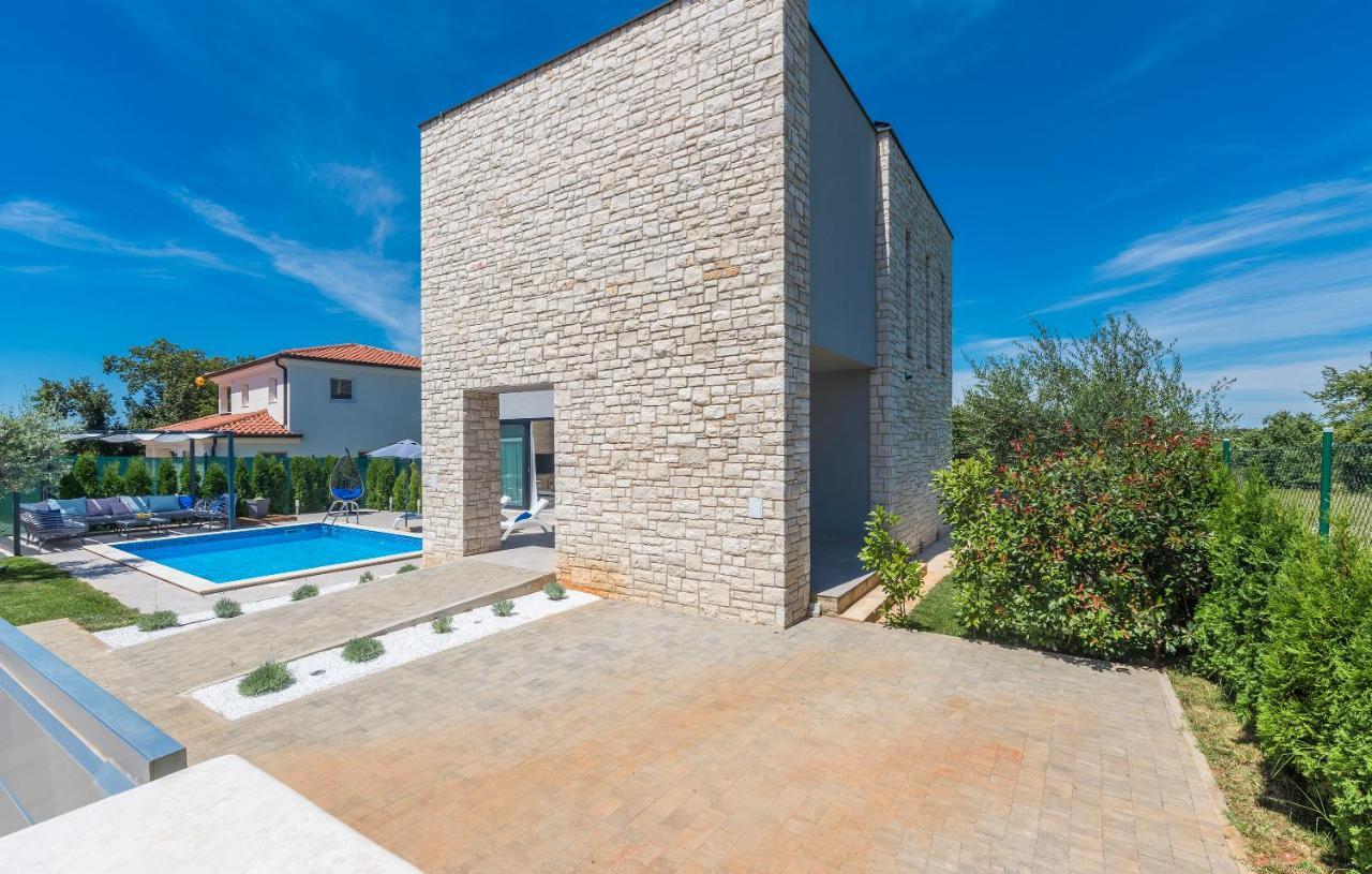 Villa Selest Umag Extérieur photo