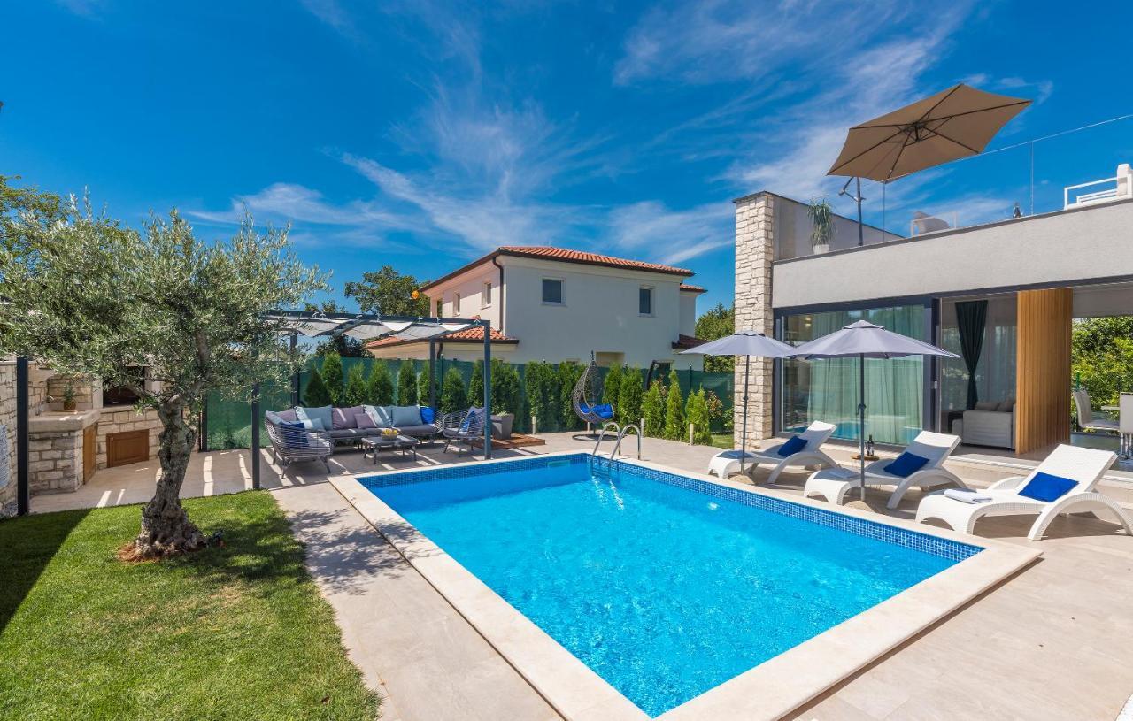 Villa Selest Umag Extérieur photo