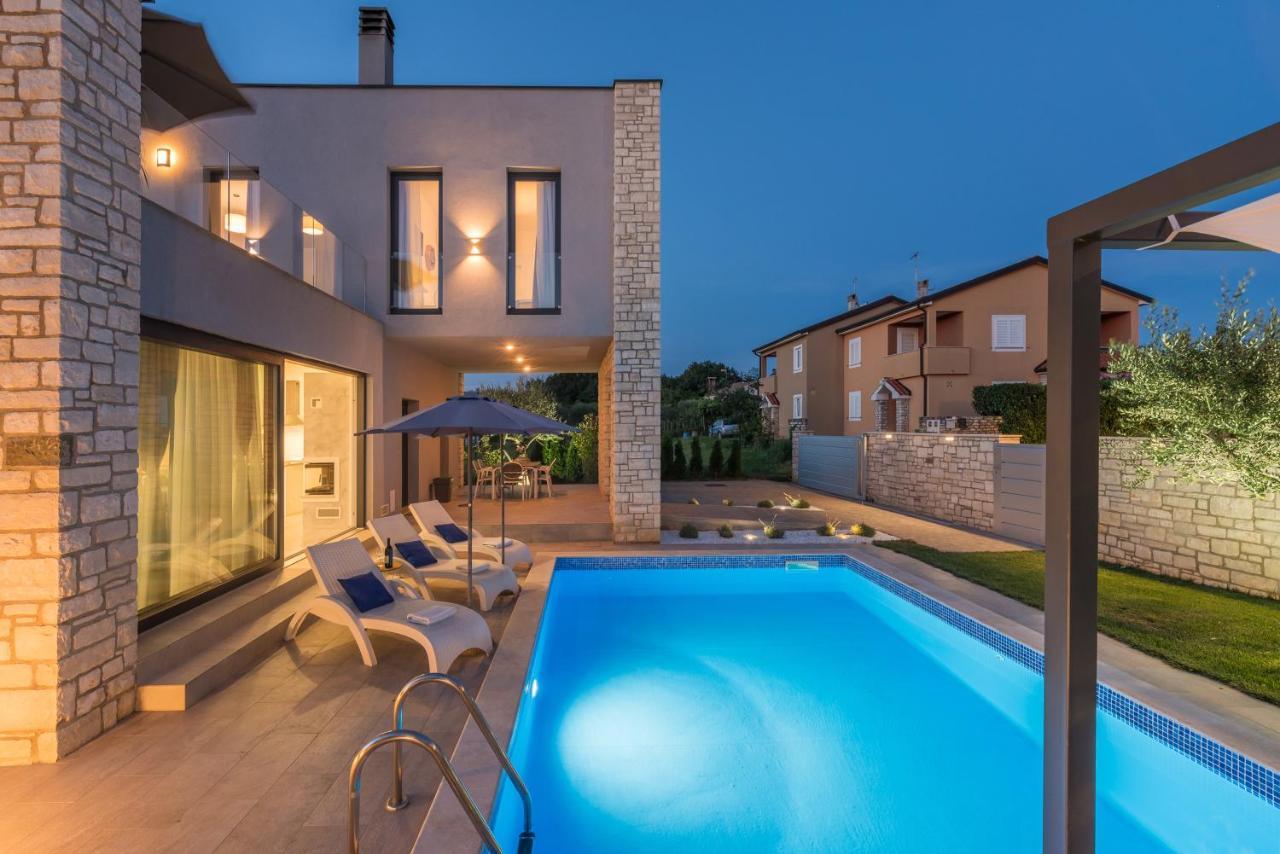 Villa Selest Umag Extérieur photo