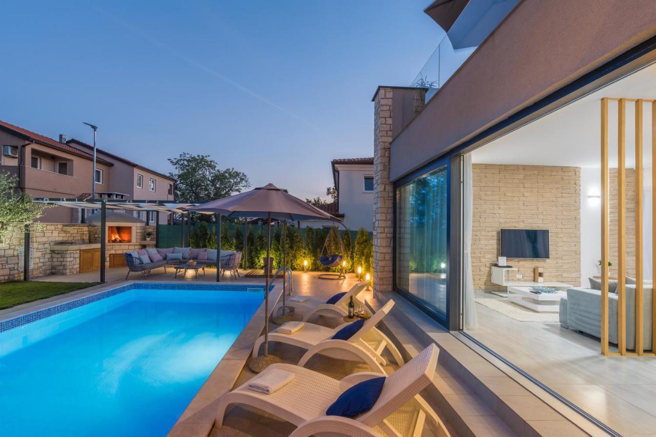 Villa Selest Umag Extérieur photo